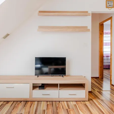 Apartman Pr' Stajercu With Free Onsite Parking Bovec