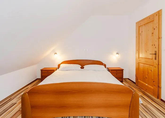 Pr' Stajercu With Free Onsite Parking